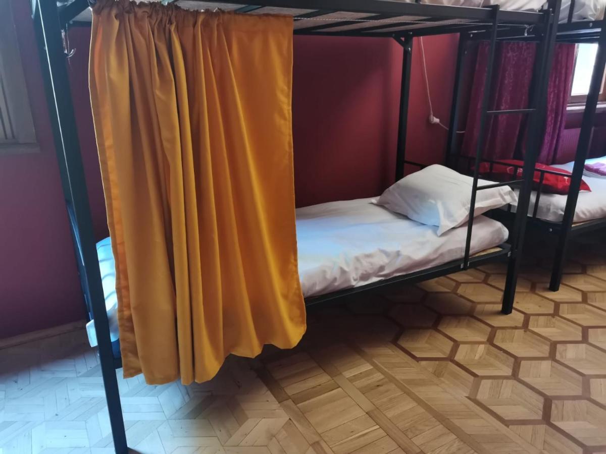 Хостел European Backpackers 欧洲背包客&大厨房 Тбілісі Екстер'єр фото