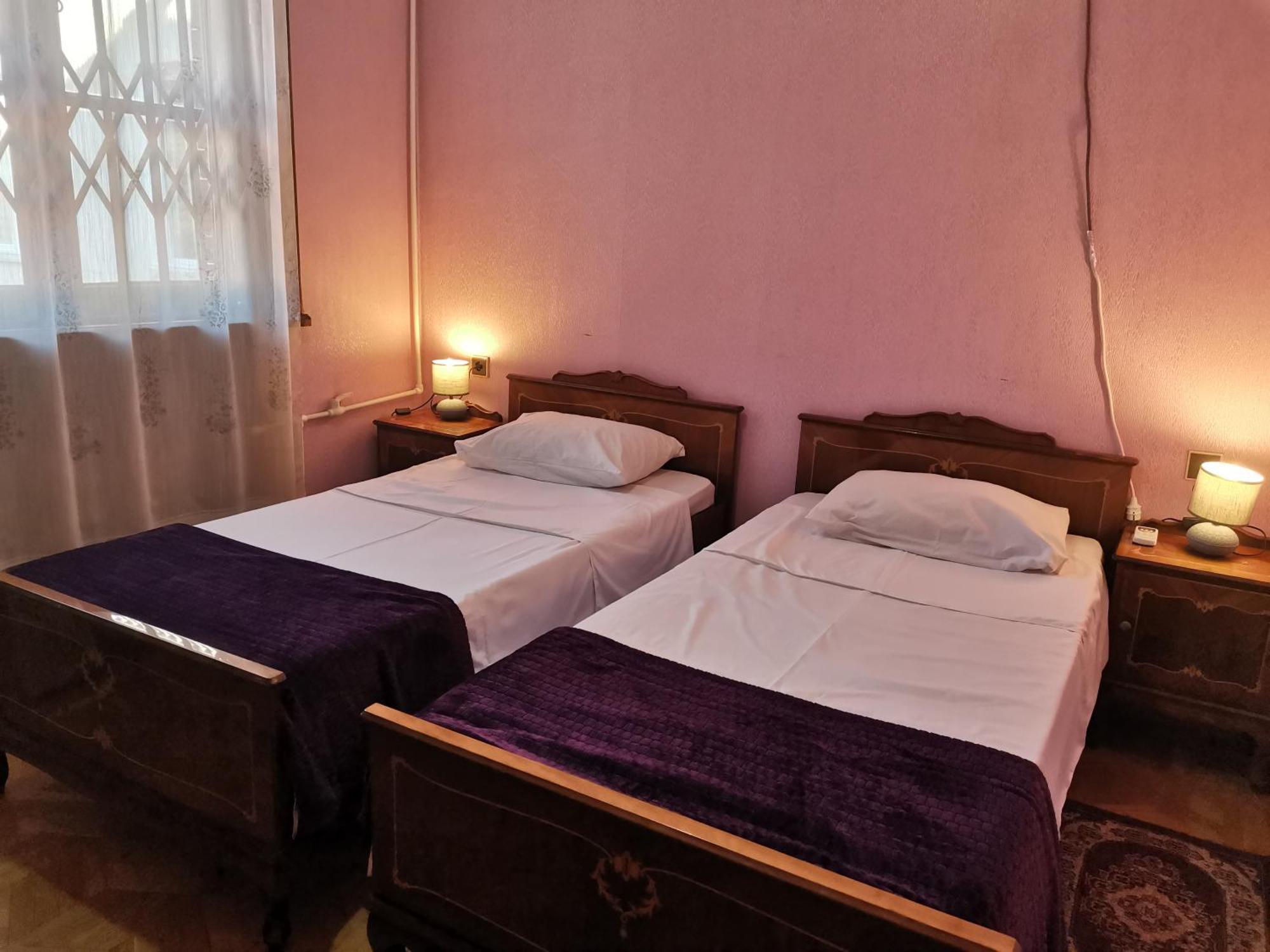 Хостел European Backpackers 欧洲背包客&大厨房 Тбілісі Екстер'єр фото